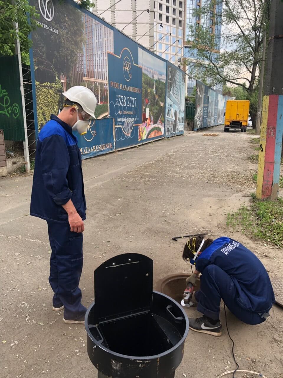 Фильтры воздушные под канализационный люк в Киеве 